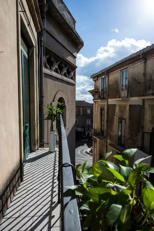 Suite Bellini Apartment Catania Bagian luar foto
